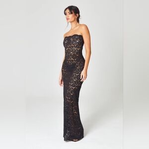 Hyphen Lace Un-Lined Maxi Dress Size US2/ UK6 | NWOT Revenge Dress !!